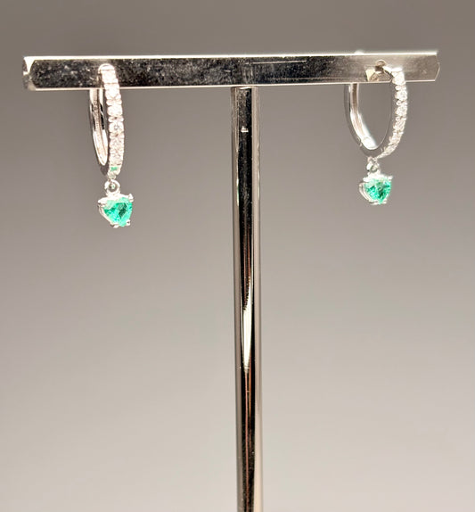 Orecchini Pendente Cuore Smeraldo