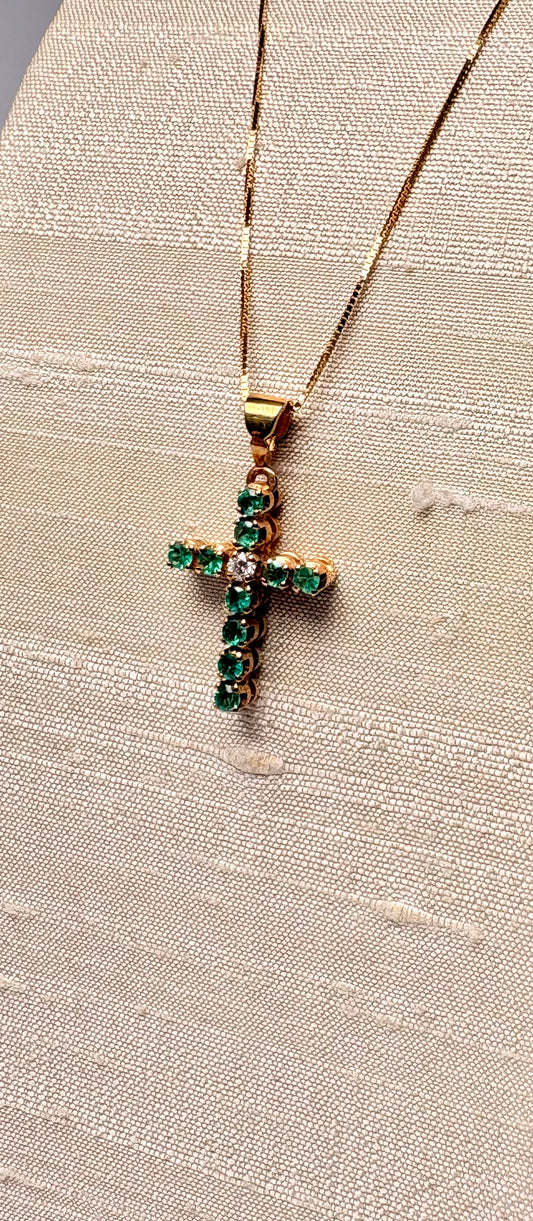 Collana Croce Smeraldi