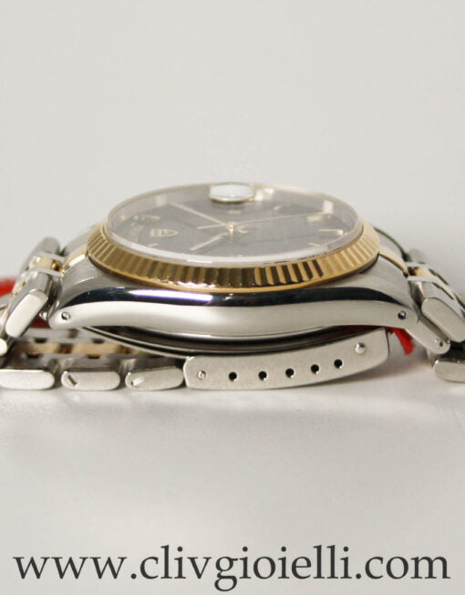 Tudor Price Day Date