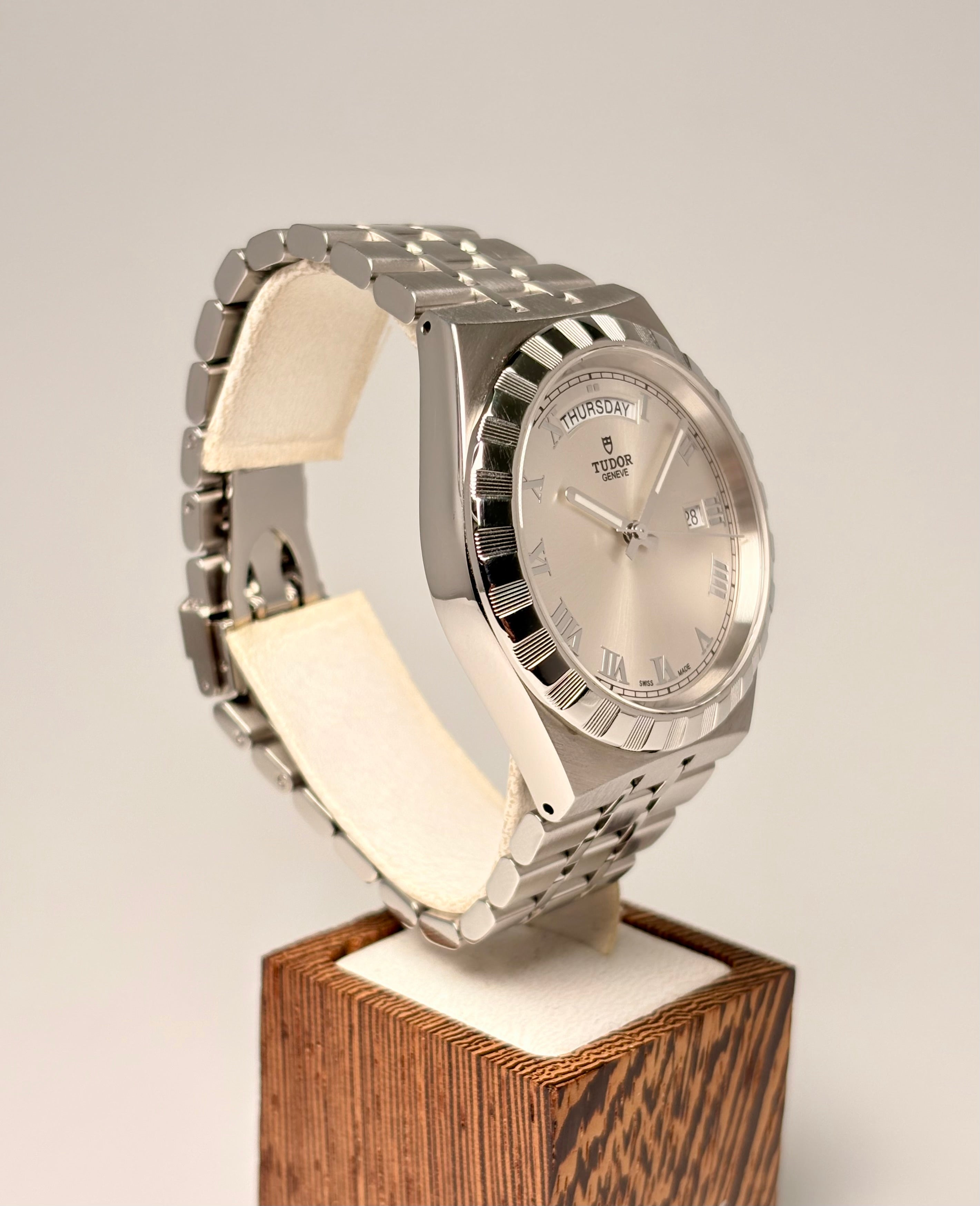 Tudor Royal 41 mm