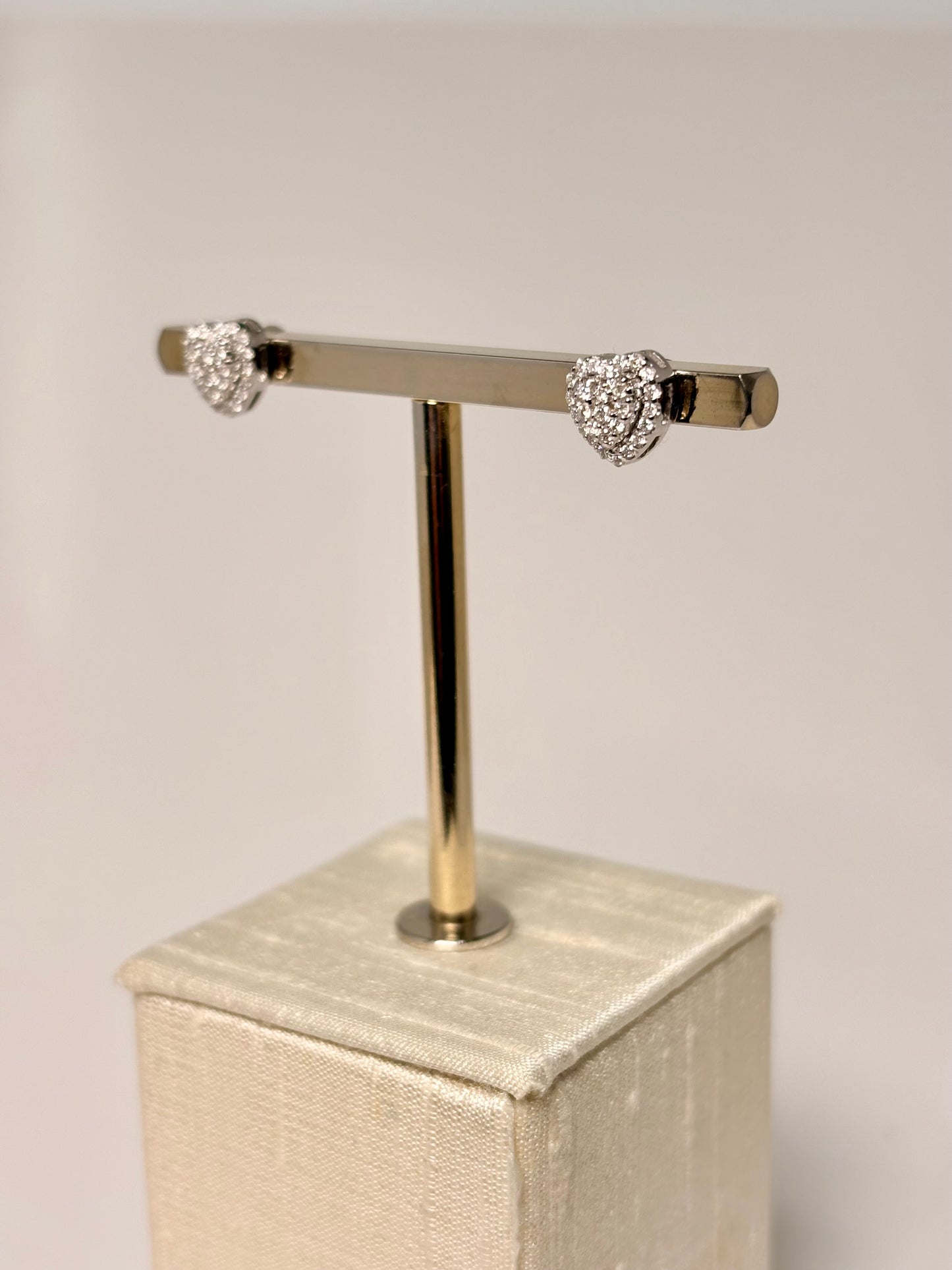 Orecchini cuore pavè