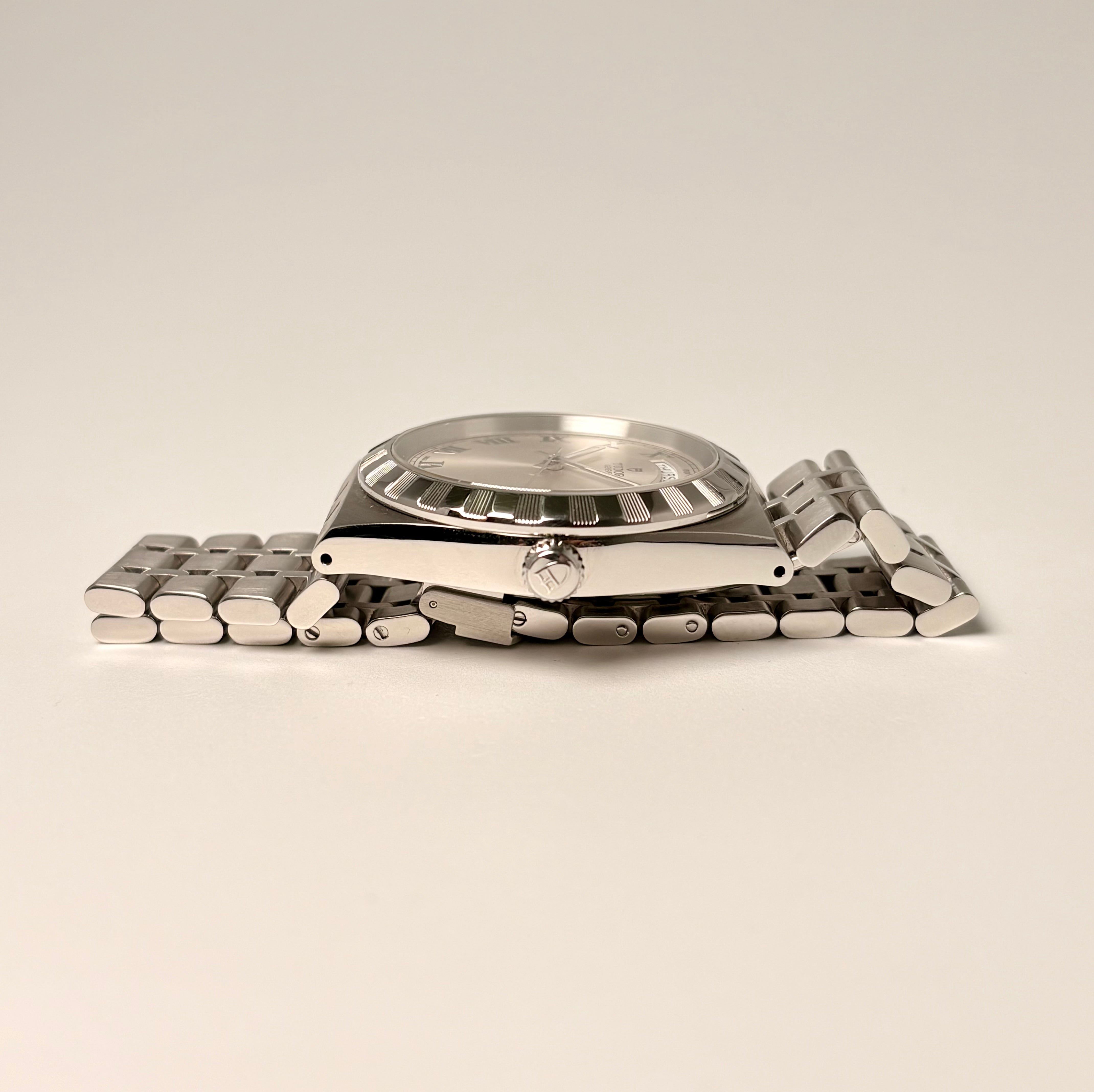Tudor Royal 41 mm