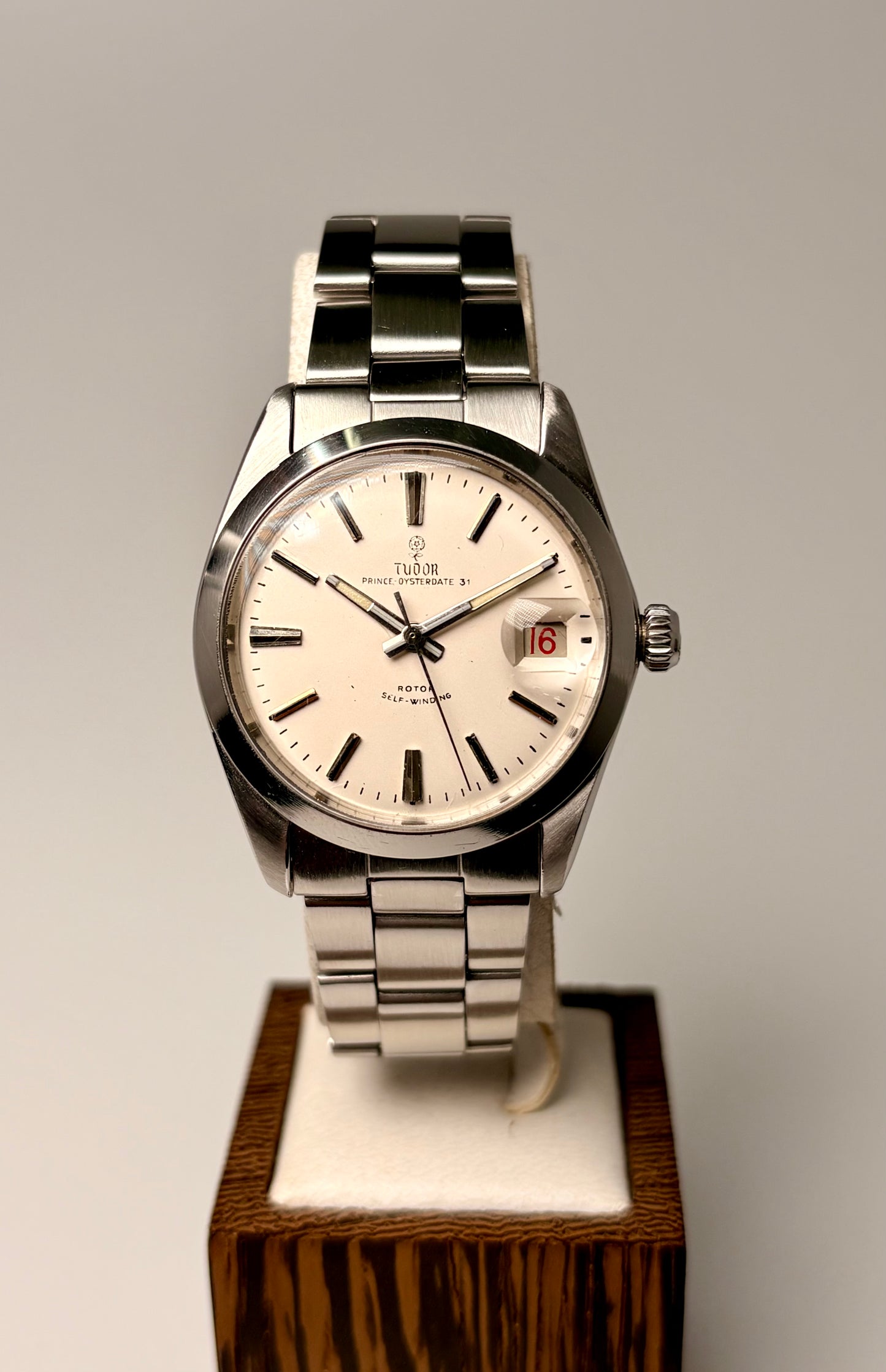 Tudor Prince Oysterdate Rosellina