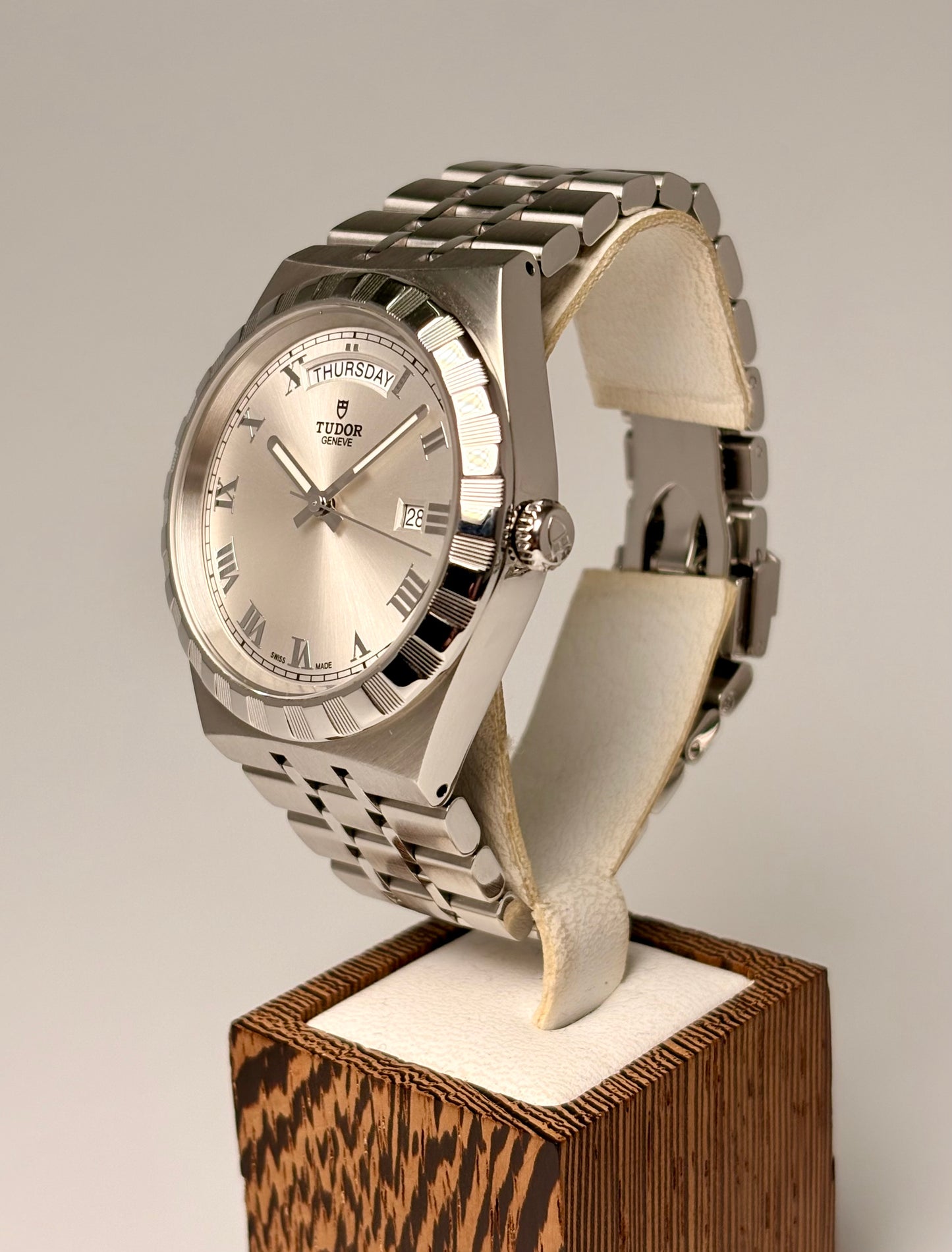 Tudor Royal 41 mm