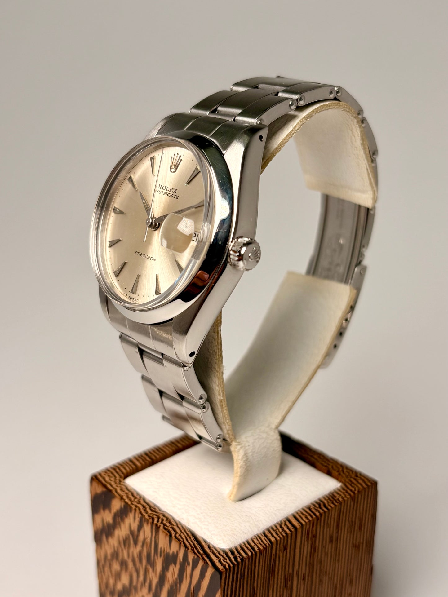 Rolex Oysterdate Precision Ref. 6694