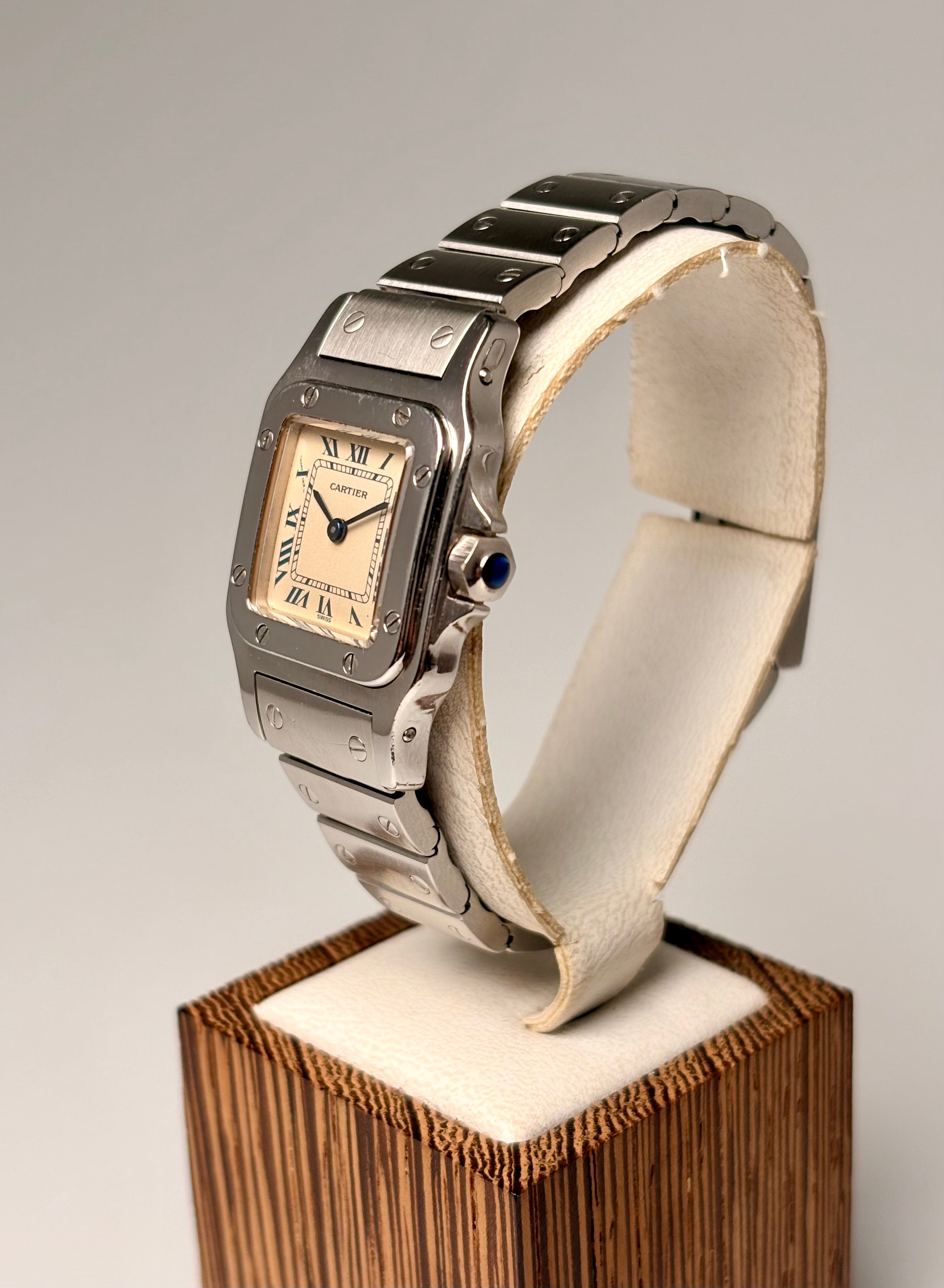 Cartier Santos Galbée Lady