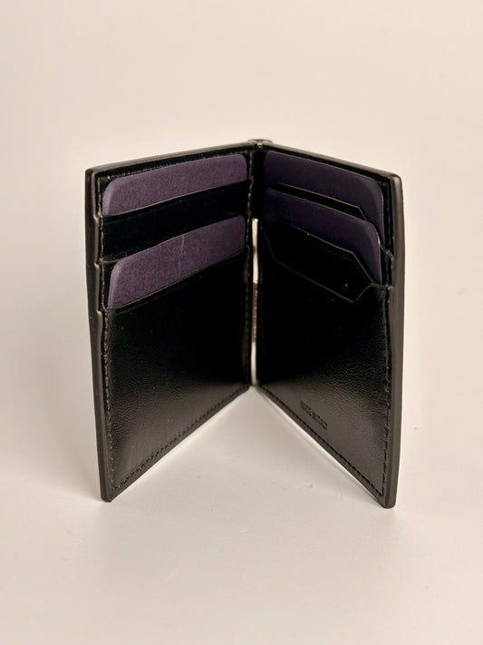 Portafoglio con fermaglio centrale