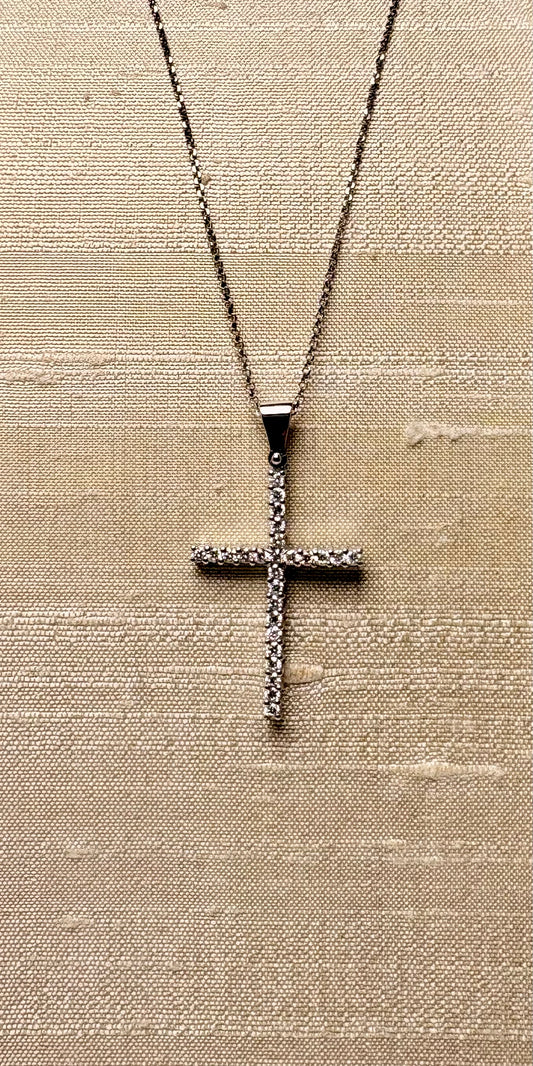 Collana Croce diamanti ct. 0,32