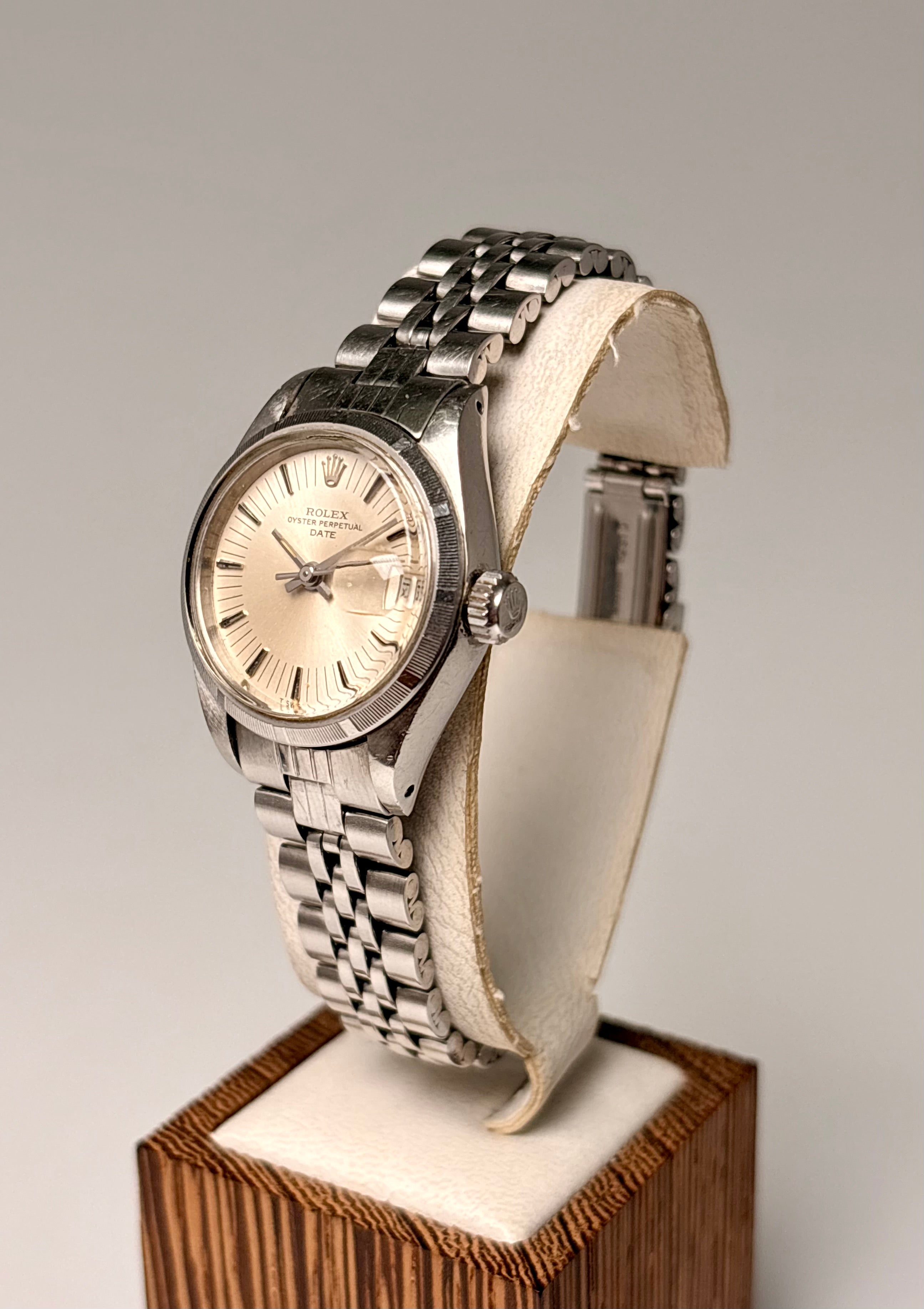 Rolex Oyster Perpetual Date Lady