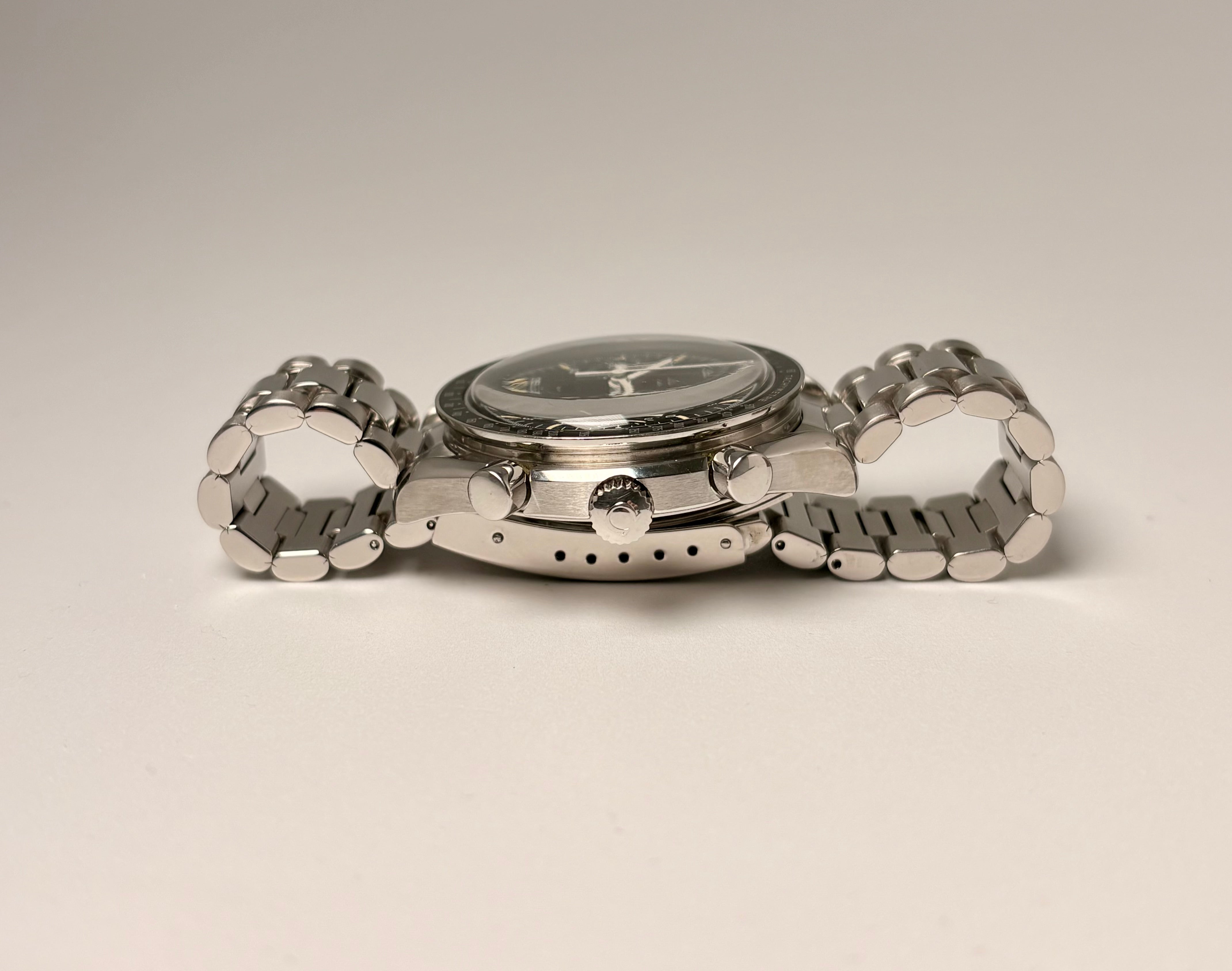 Omega Speedmaster Reduced