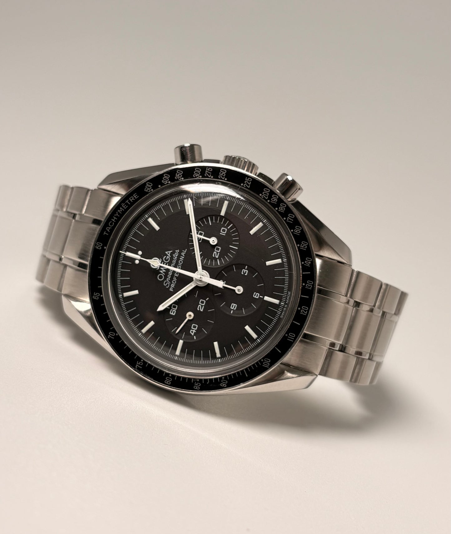 Omega Speedmaster Moonwatch Professional