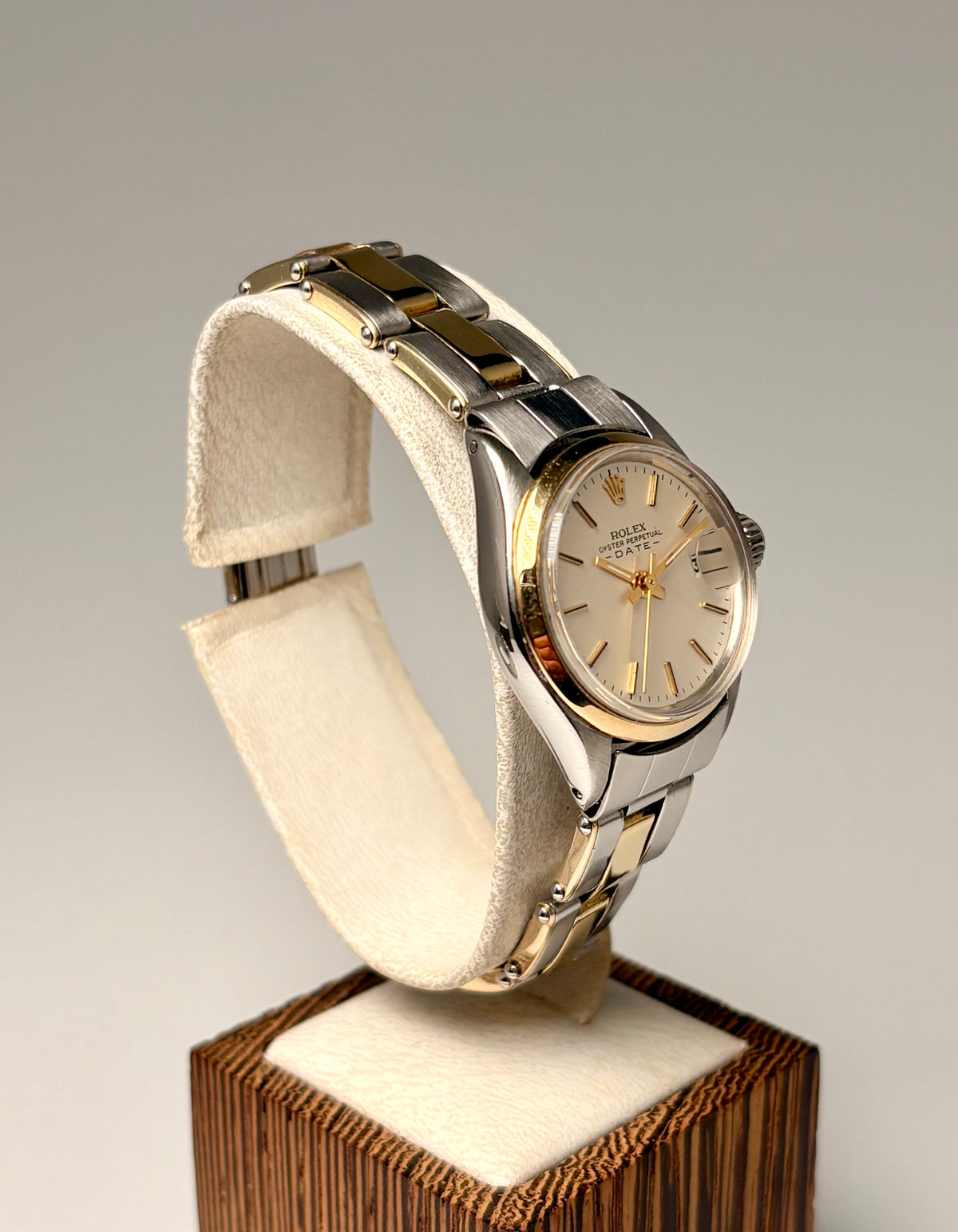 Rolex Oyster Perpetual Date Lady