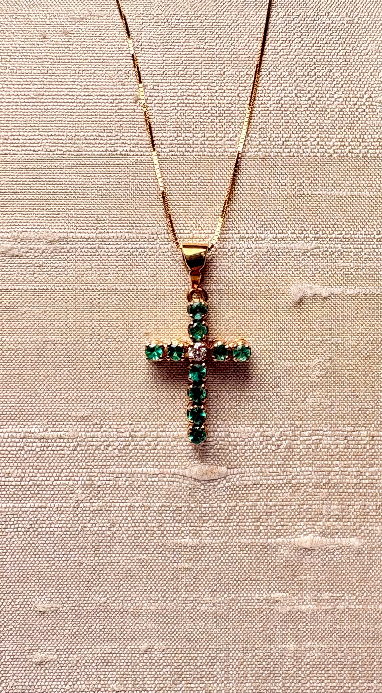 Collana Croce Smeraldi