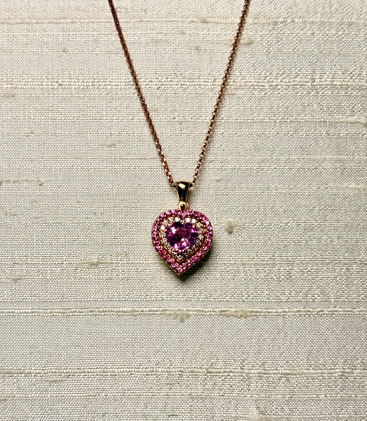 Collana Cuore zaffiro rosa