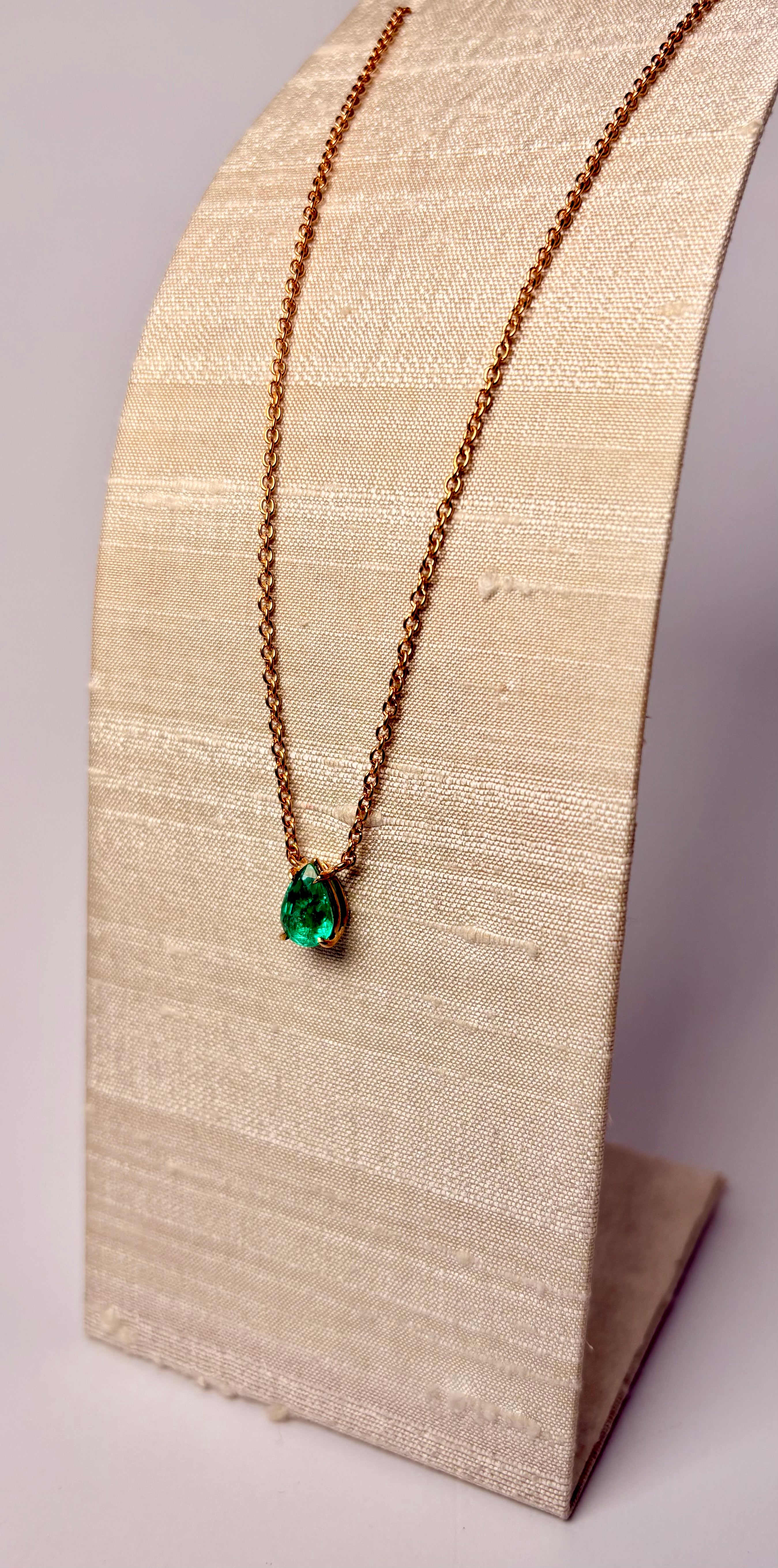Collana Goccia Smeraldo
