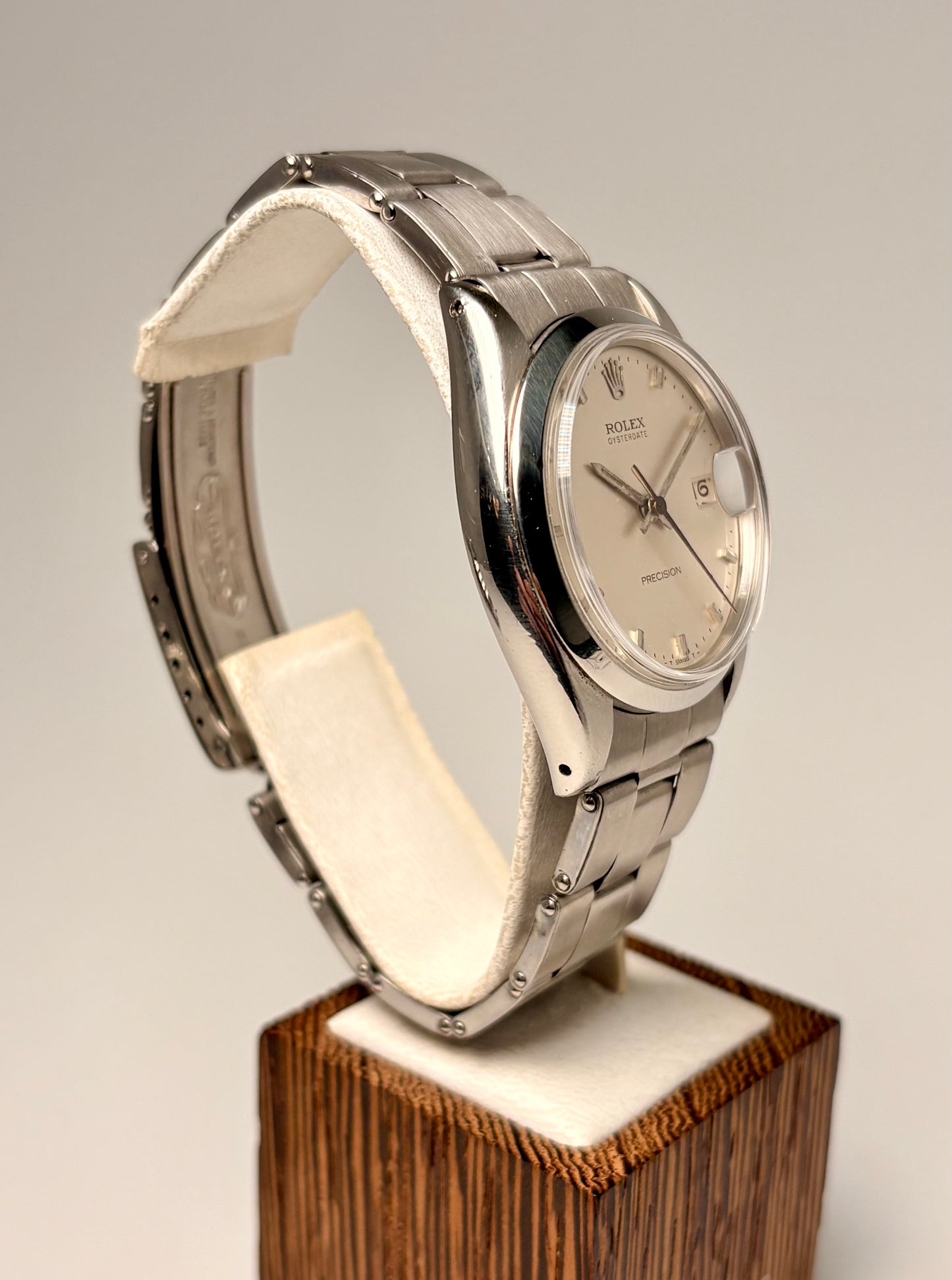Rolex Oysterdate Precision Ref. 6694