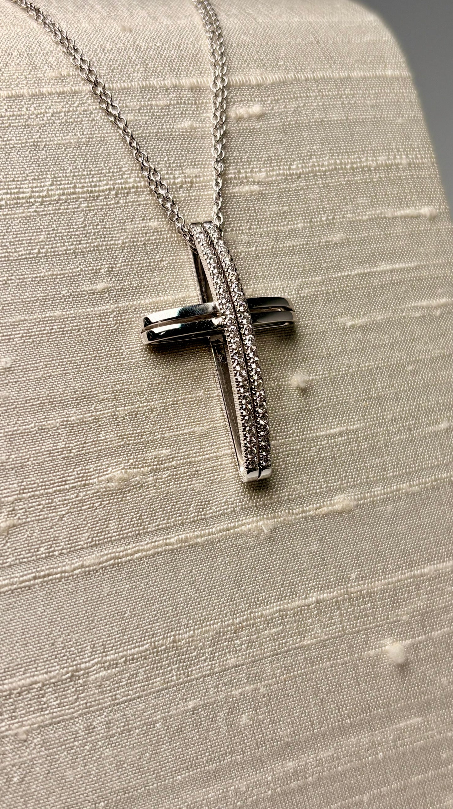 Collana Croce Diamanti