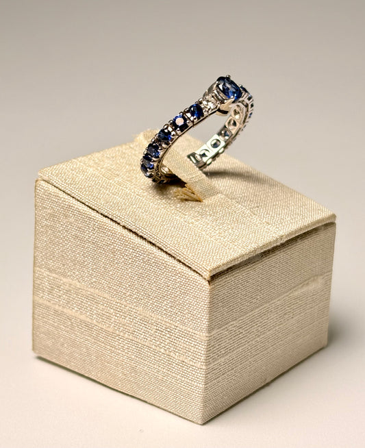 Anello Comfort Zaffiri e Diamanti
