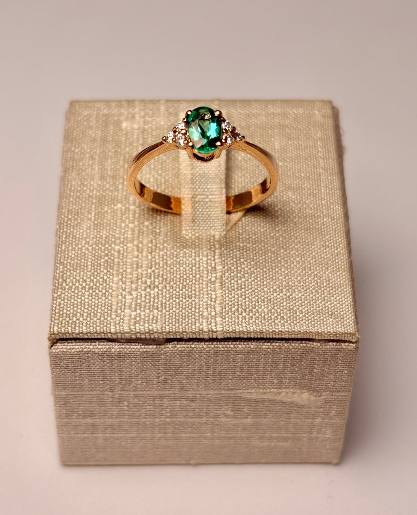 Anello Smeraldo Ovale