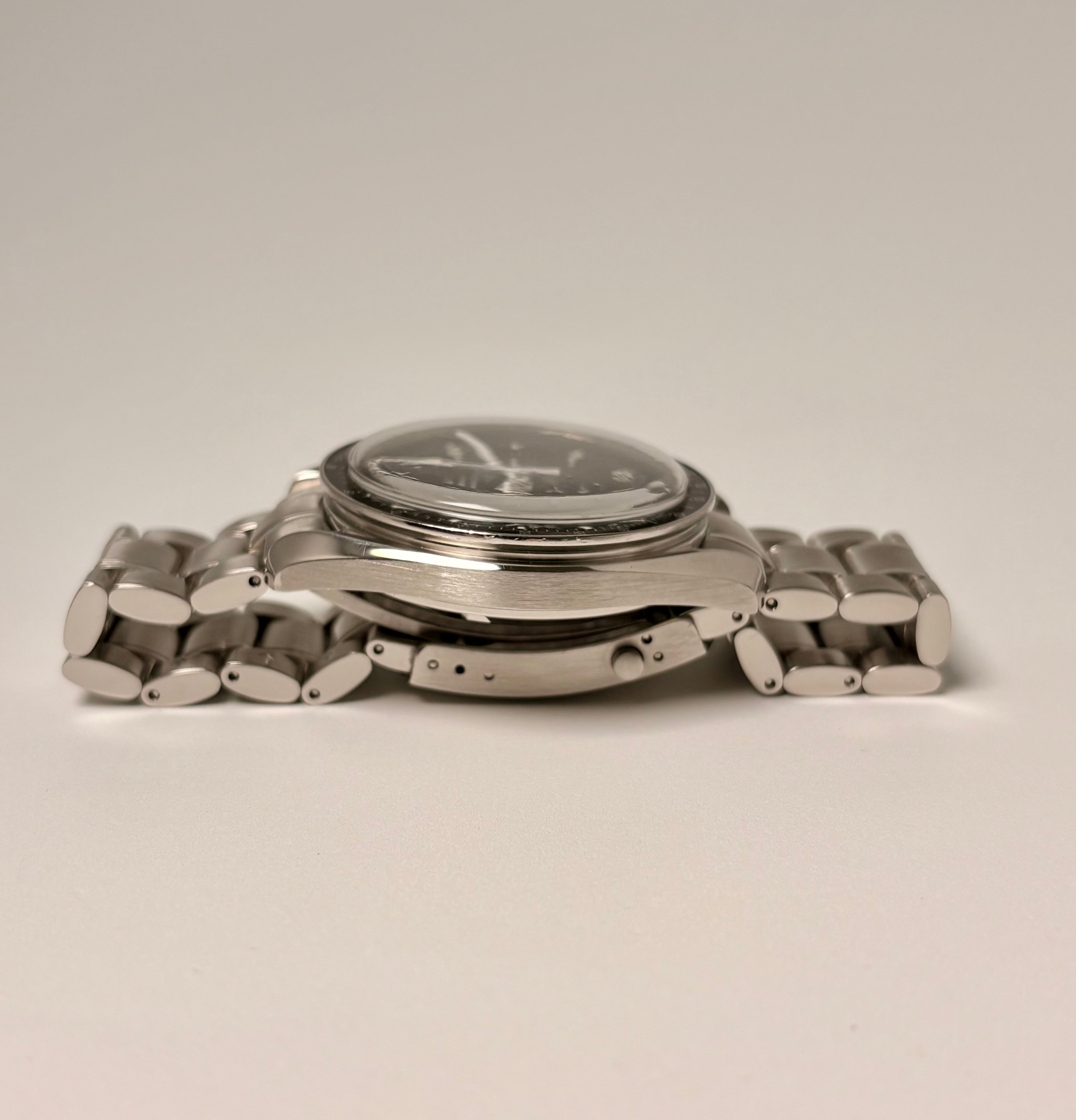 Omega Speedmaster Moonwatch Professional