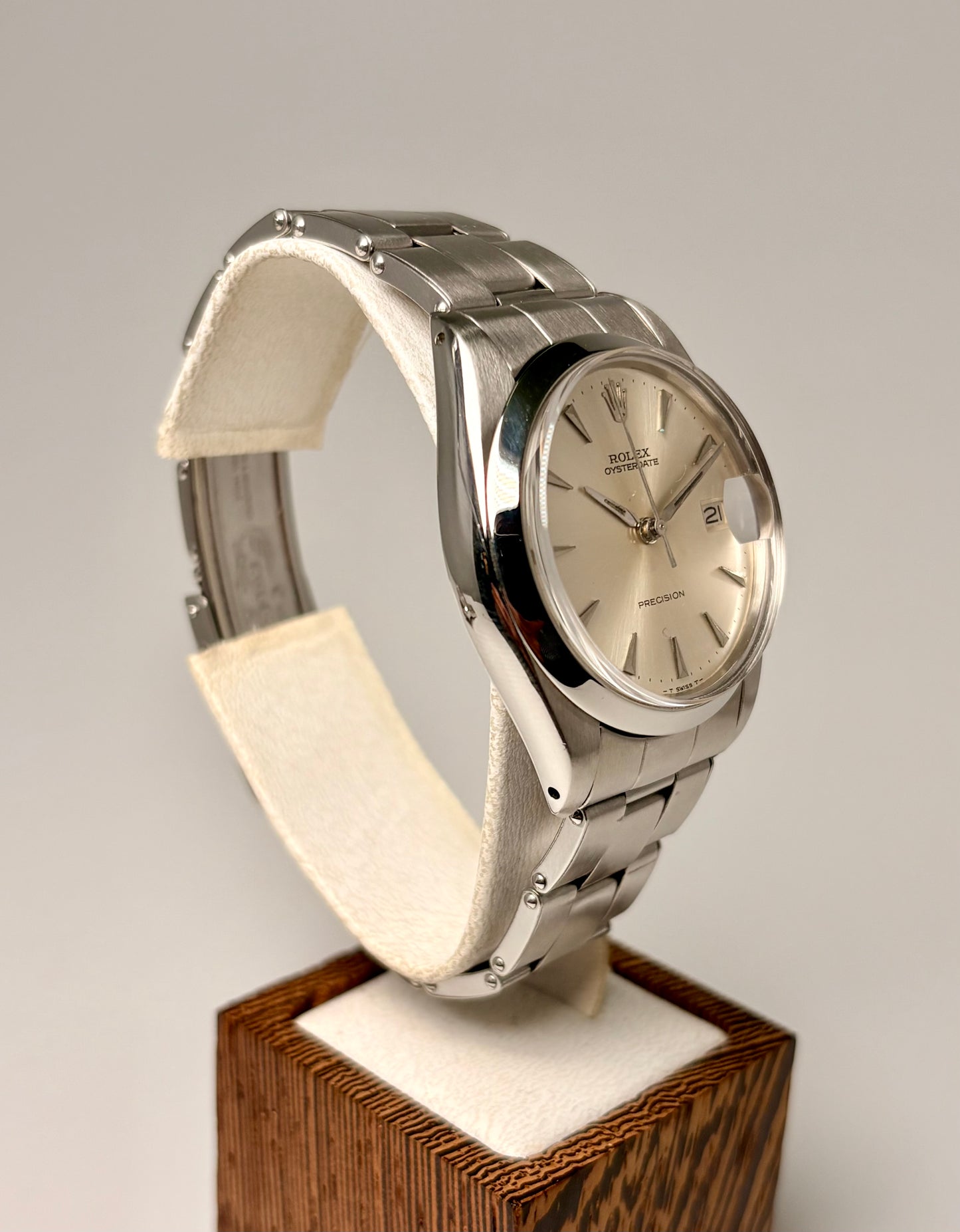 Rolex Oysterdate Precision Ref. 6694